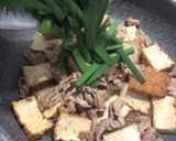 厚揚げでカサ増し♪ガッツリ豚ニラ炒め作り方3写真