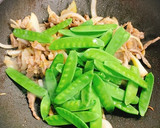 牛肉と絹さやのオイスター炒め作り方4写真