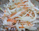 少ない油で！ちくわと野菜のかき揚げ作り方2写真