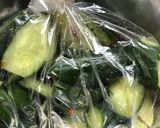 麺つゆで簡単♪胡瓜・塩昆布の即席浅漬け作り方3写真
