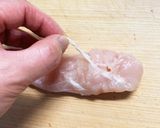 鶏ささみとアボカドのわさび醤油和え作り方1写真