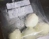 簡単煮卵☆ゆで玉子をめんつゆに入れるだけ作り方1写真