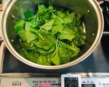 簡単・優しい味のほうれん草と卵のお味噌汁作り方2写真