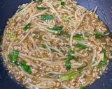 時短＆節約！もやしとニラの中華あんかけ丼作り方5写真