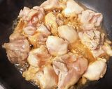 簡単☆鶏もも肉の生姜醤油蒸し焼き作り方3写真