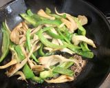 舞茸とピーマンの塩昆布炒め作り方3写真