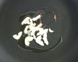 たけのこと、豆苗のクレイジーソルト炒め作り方1写真