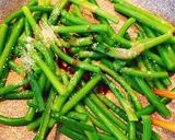 栄養満点☆にんにくの芽の炒めもの作り方4写真