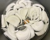 我が家の定番♪煮込みハンバーグ作り方1写真