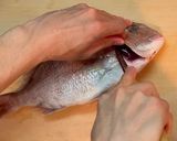 簡単豪華!真鯛の香草焼き☆(下処理込)作り方2写真