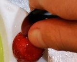 裏技！イチゴの固い所を簡単に取る方法♪作り方3写真