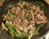 豚肉といんげんの甘酒味噌炒め作り方2写真