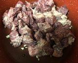 本格！牛ブロック肉の赤ワイントマト煮込み作り方3写真