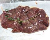 おつまみ★鶏レバー炒め★作り方1写真