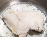 超簡単 ふわふわの蒸し鶏 胸肉を圧力鍋で作り方2写真
