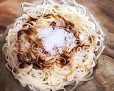 トマトとほうれん草の炒め麺作り方3写真