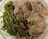 レンジで簡単！豚肉と舞茸と豆苗の温サラダ作り方5写真