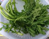 簡単！春菊とシーチキンの和え物作り方1写真