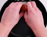 プロ直伝！裏面カリカリで香ばしい目玉焼き作り方4写真
