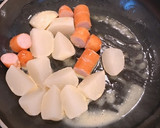 ホクっ旨い、カブとソーセージのバター炒め作り方2写真