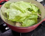 冷凍ニラの鶏団子レタススープ作り方3写真