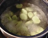 旬真っ盛り！そら豆とタケノコのペペロン風作り方3写真