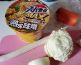 カップ麺で具沢山ラーメン(味噌)作り方1写真