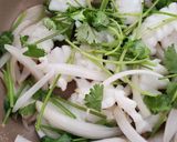 いかとパクチーと新玉ねぎのエスニック炒め作り方6写真