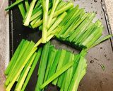 豚のど軟骨とニラのチリニンニク炒め作り方4写真