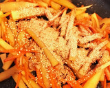 さつまいもと人参の胡麻きんぴら作り方7写真