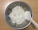 超簡単☆必殺技！秘伝おかかの梅おにぎり♫作り方2写真