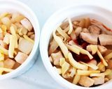 鶏肉入り♡ココットでスフレオムレツ風作り方4写真