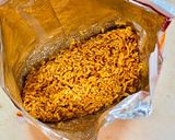 簡単！！チキンラーメンでソバ飯作り方1写真