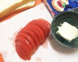 バジル香る♡トマトとクリームチーズサンド作り方1写真