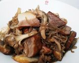 簡単に絶品おつまみ！ベーコン舞茸炒め作り方4写真