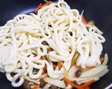 高野豆腐の味噌そぼろで！焼きうどん作り方3写真