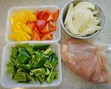 簡単♪鶏胸肉（ささみ）で柔らかチリソース作り方1写真