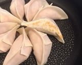 パリパリ羽根つき餃子☆ホットプレートでも作り方6写真