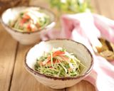 貝割れ菜・かにかまのカレーマヨあえ作り方3写真
