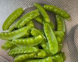 簡単！スナップえんどうの胡麻おかか和え作り方1写真