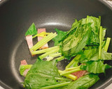 簡単ほうれん草とベーコンのバター炒め作り方3写真