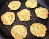離乳食後期★しらすと野菜のお好み焼き作り方5写真