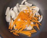 ♡牛肉とたっぷり野菜のプルコギ風煮込み♡作り方3写真