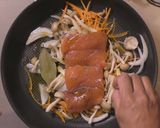 イタリアン風！秋鮭ときのこの香味野菜蒸し作り方4写真