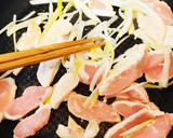 豆苗とささみの塩にんにく炒め作り方5写真