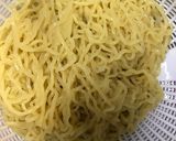 冷やし中華の麺でモダン焼き風作り方1写真