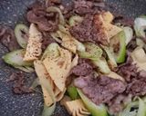 牛肉・長ねぎ・筍のガーリック醤油炒め作り方8写真