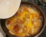 材料4つだけ！ヘルシーお麩の卵とじ丼作り方2写真