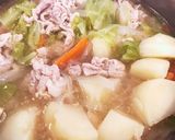 野菜たっぷり☆豚こま肉の味噌コンソメ煮作り方5写真
