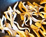 オーブンで♪舞茸とコンビーフのオムレツ作り方2写真